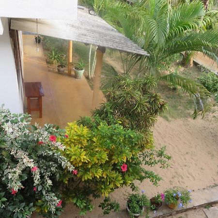 Beach Lagoon Guesthouse 坦加拉 外观 照片