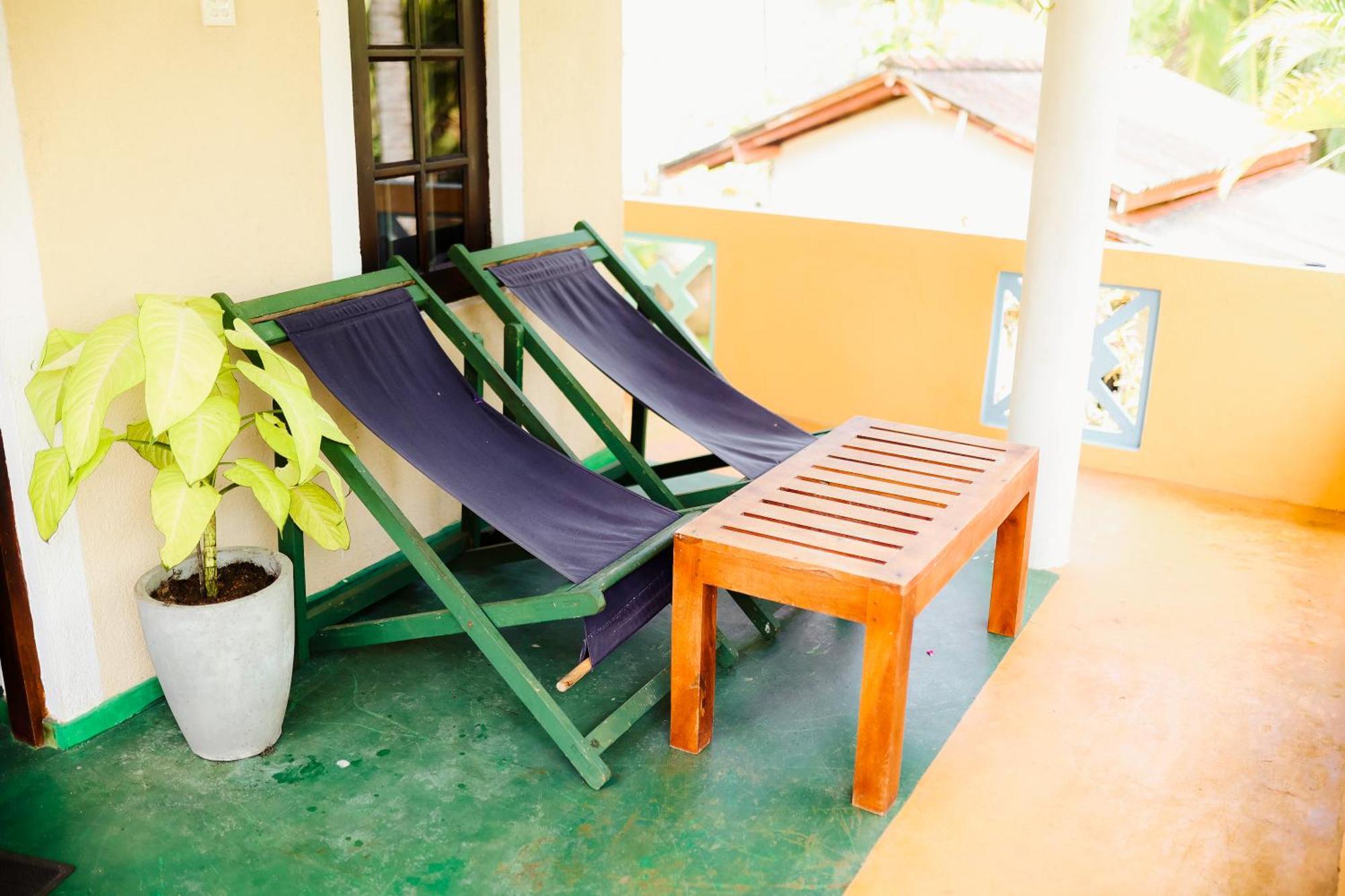 Beach Lagoon Guesthouse 坦加拉 外观 照片