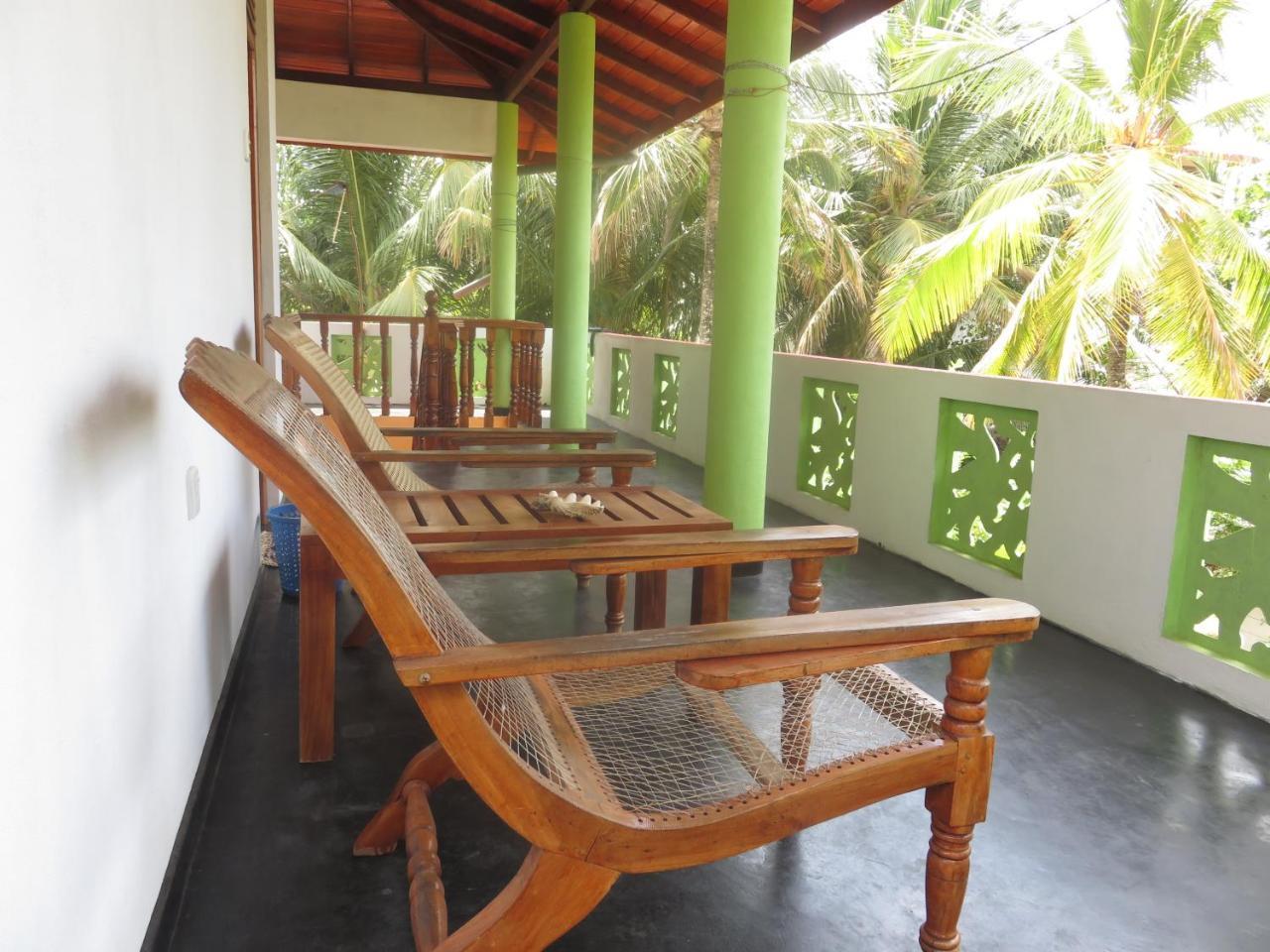 Beach Lagoon Guesthouse 坦加拉 外观 照片