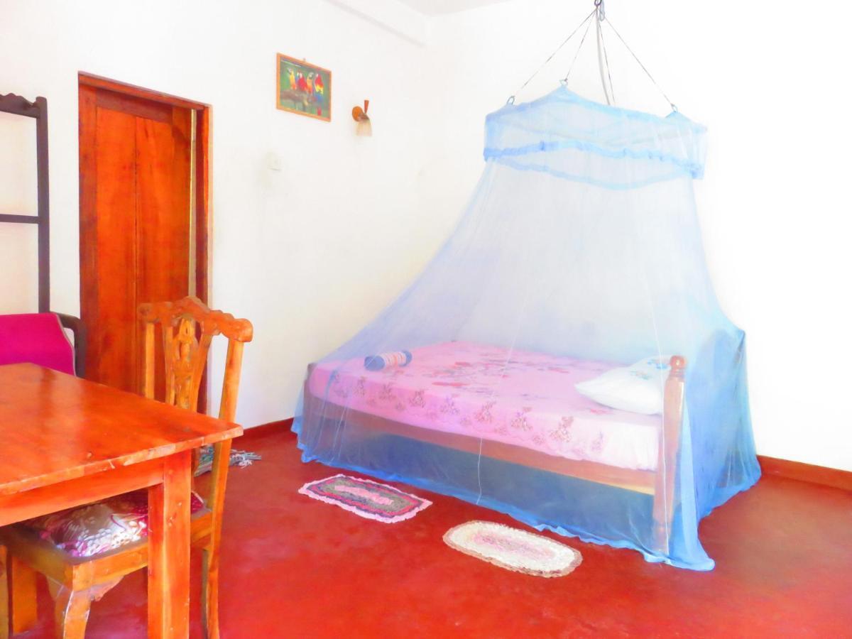 Beach Lagoon Guesthouse 坦加拉 外观 照片
